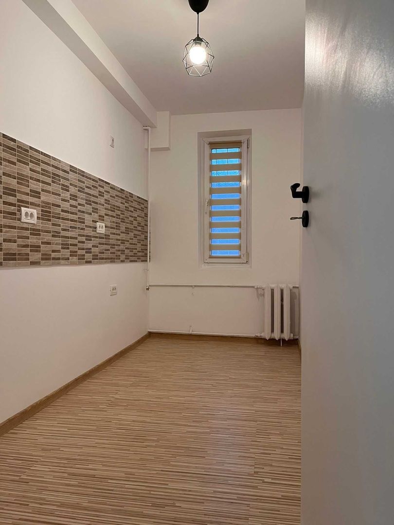 Inchiriere garsoniera stradala ideala pt firma/birouri - Poză 3