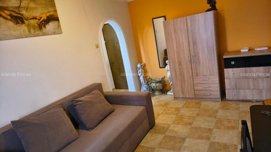 Apartament de închiriat - Poză 2