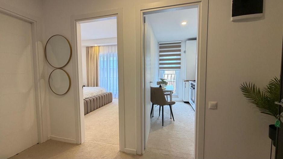 COSMOPOLIS - Apartament Tip studio simplu mobilat si utilat. - Poză 3