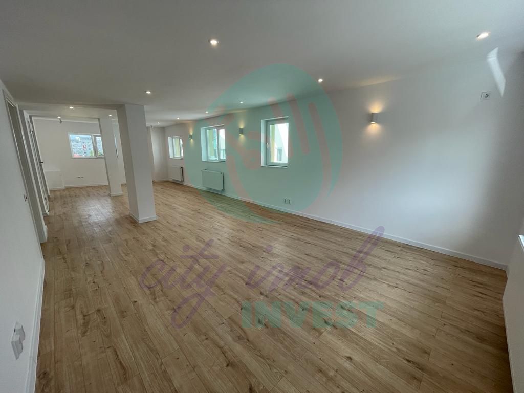 Triplex cu 7 camere | Piata Victoriei - Poză 1