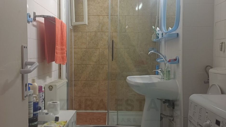 Apartament 4 camere 85 mp utili etaj 1 si pivnita in zona Vasile Aron - Poză 15