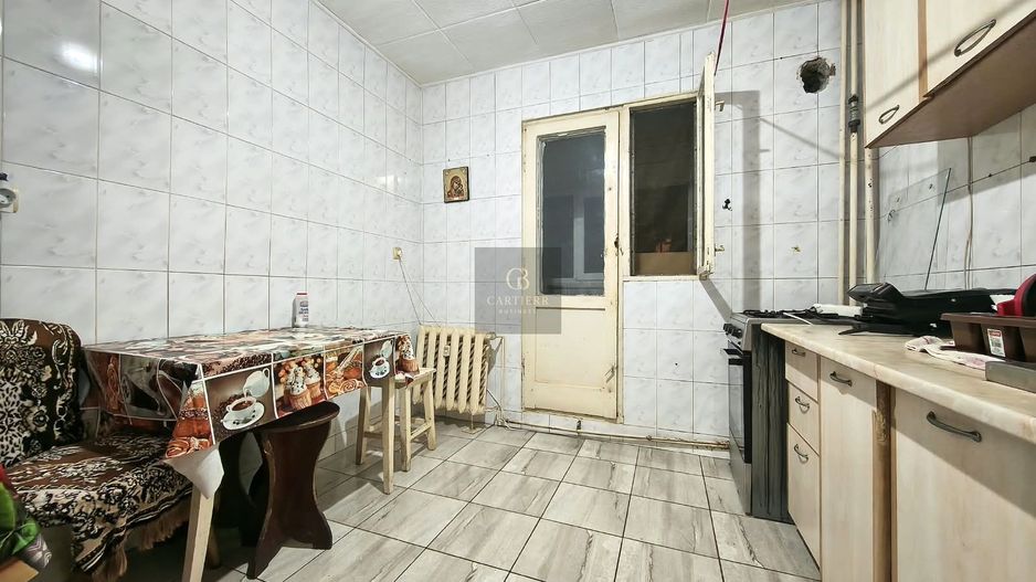 3 CAMERE | APUSULUI | METROU 8 MINUTE - Poză 6