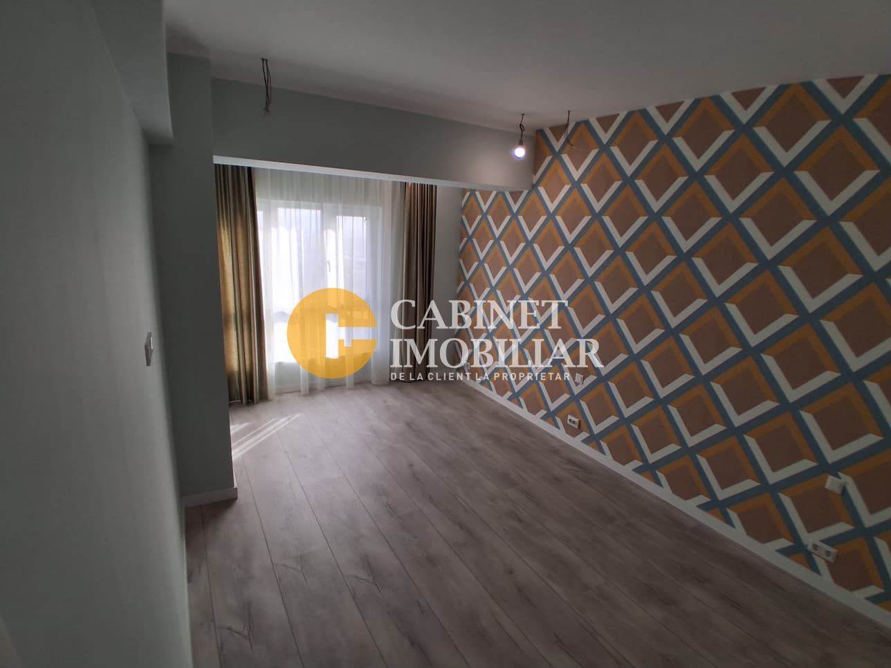 Apartamewnt 4 camere, 2 bai, zona Tatarasi - Iasi - Poză 3