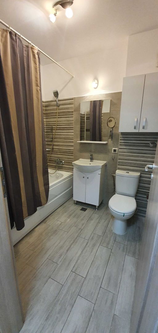 Inchiriez apartament 2 cam rotar park iuliu maniu metrou pacii - Poză 6