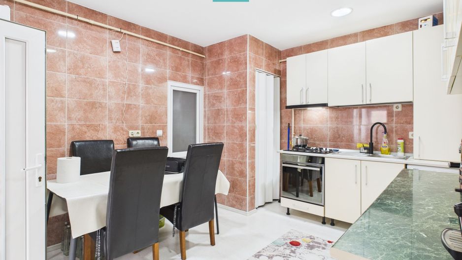 Apartament cu 2 camere, la casă, ultracentral - Poză 5