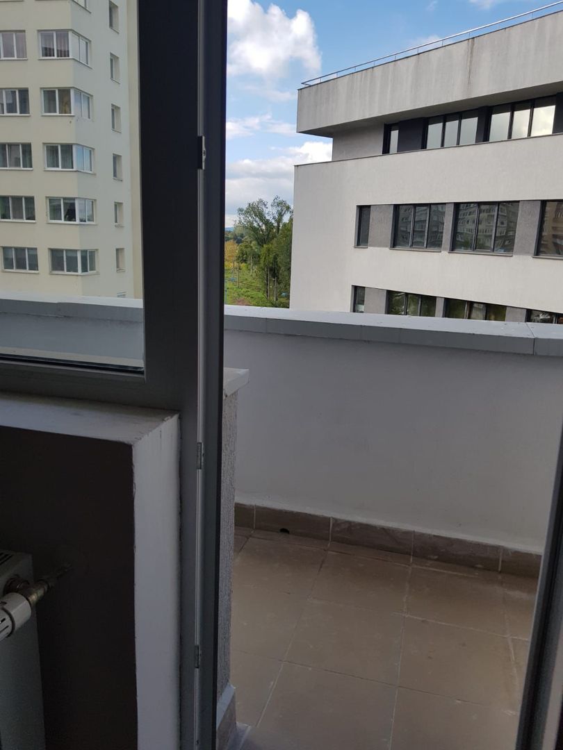 Apartament 3 camere bloc nou,zona Garii - Poză 1