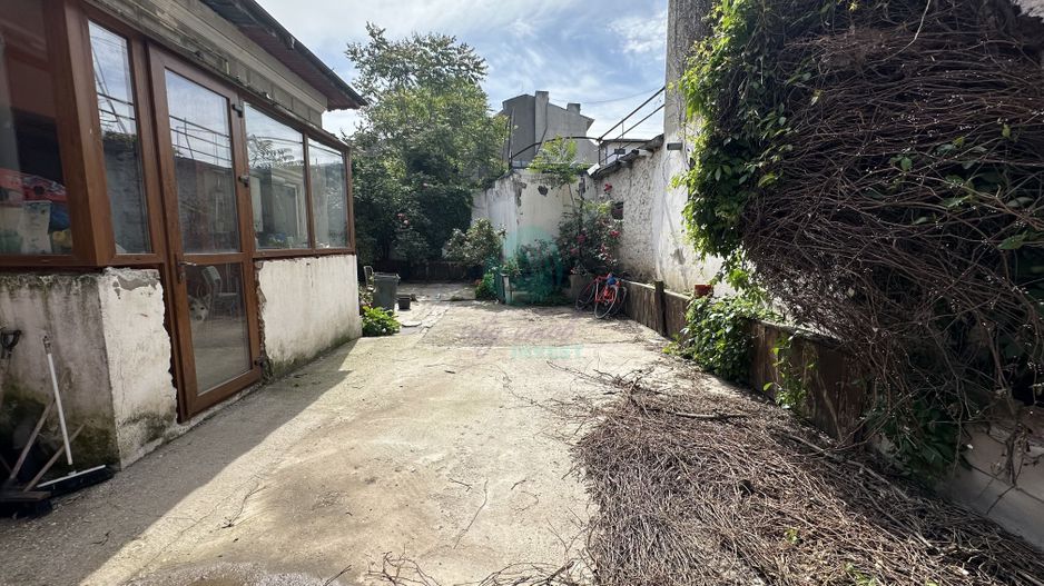 Casa singura in curte zona Mosilor - Poză 9