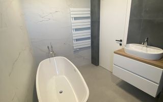 Proprietar Penthouse Unirii 4 camere  vedere la bulevard - Poză 10