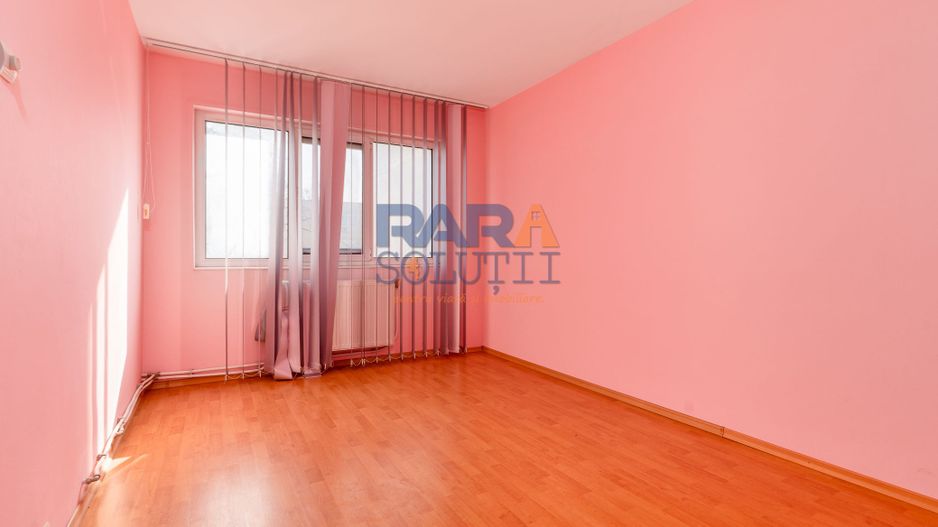 Apartament 3 camere, două băi - Str. Bogdan Dragoș - Poză 15