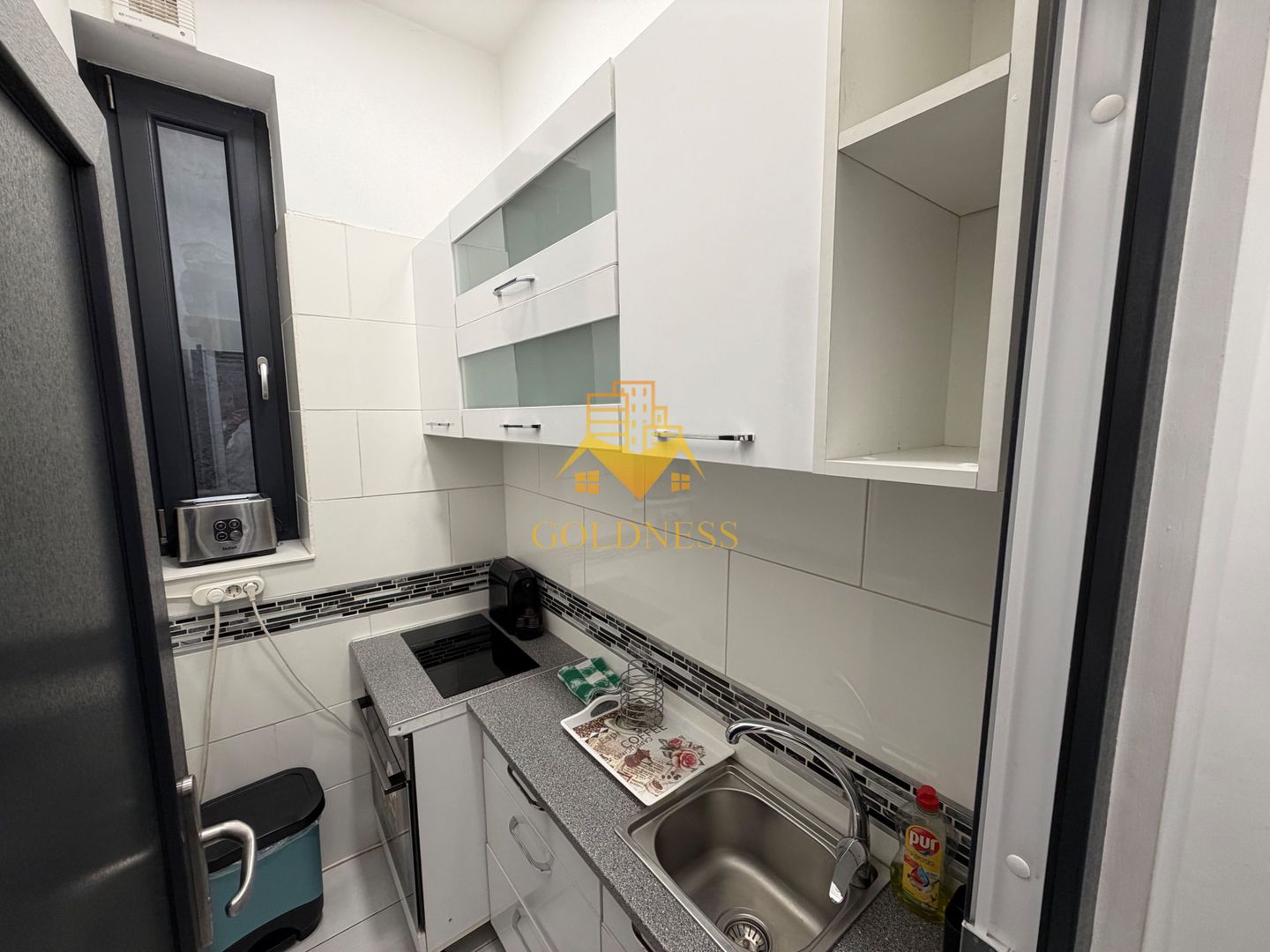 1 camera, Regionala CFR, Teatru, Str. Eroilor, Sora, Ultracentral, AC - Poză 5