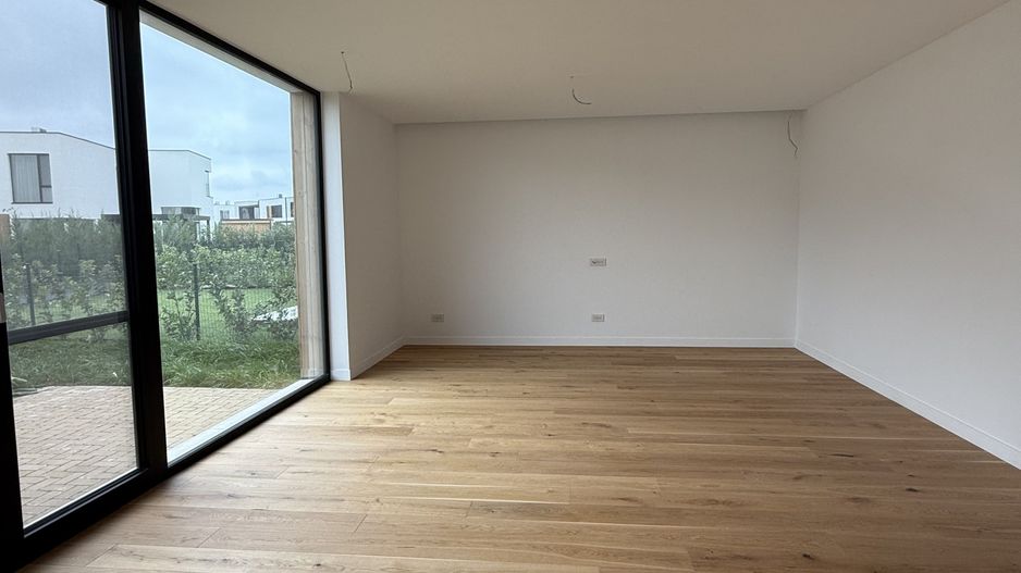 Vila  de tip Urban Villa 07 in faza 1 in Amber Forest - Poză 5