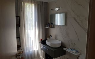 Apartament  4 camere de vânzare Bdul Aviatorior. - Poză 9