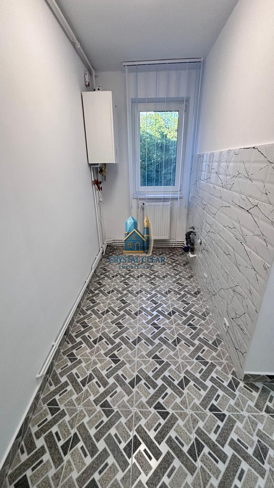 Apartament cu 3 camere - cartier Dâmbu Pietros - Poză 1