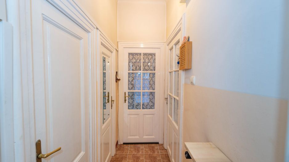 Casa de vanzare, 138 mpu, 244 teren, curte, garaj, Cartierul Domenii - Poză 11