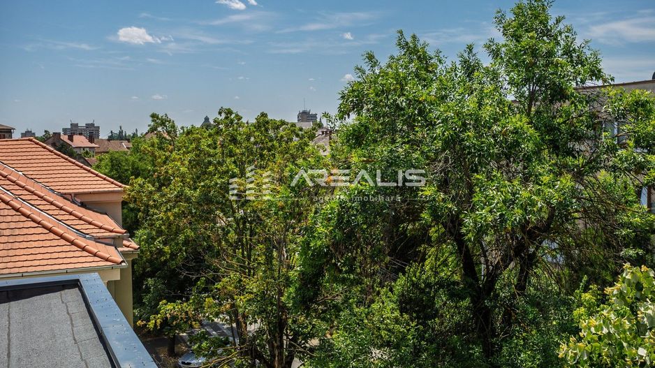 VÂNDUT!!! Apartament 3 camere în zonă centrală - Poză 10