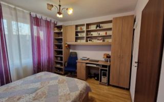 Apartamet 3 camere de vanzare Gorjului - Poză 2