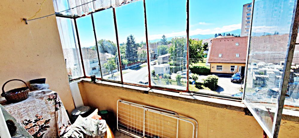 Apartament cu doua camere, etaj 3/4 in Fagaras, zona Garii, 34000 euro - Poză 3