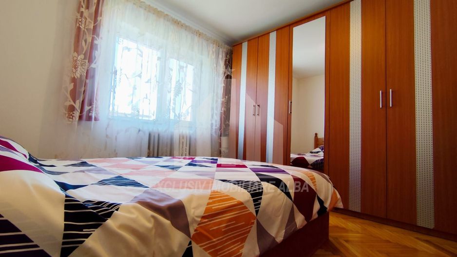 Apartament 3 camere decomandate | 64 mp | Mobilat si utilat | Cetate - Poză 7