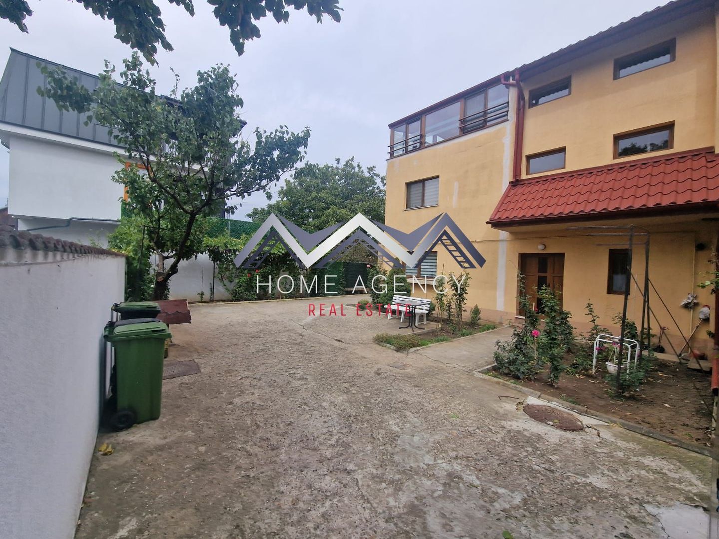 Casă individuală P+1+M cu garaj și terase spațioase – Otopeni Central - Poză 15