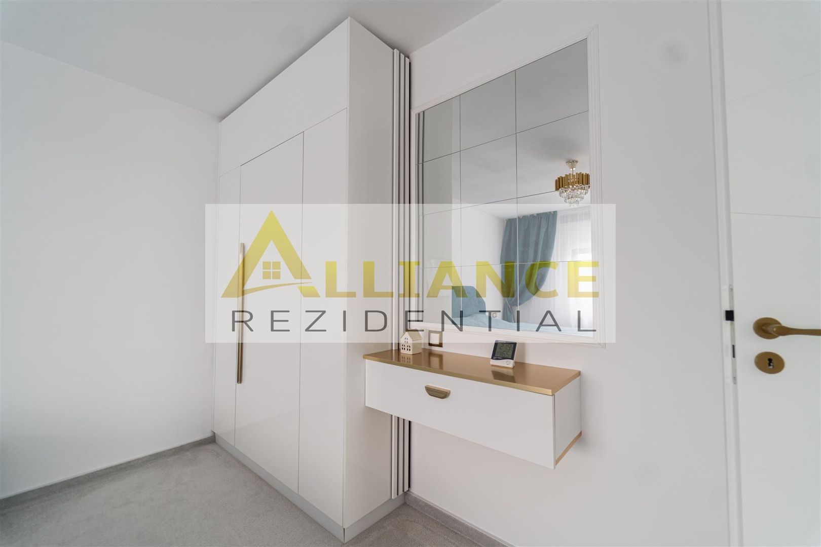 Vila individuala de vanzare 190 mp utili teren 755 mp mobilata - Poză 7