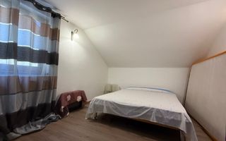 Vila deosebita cu 5 camere pe o strada privata in Borhanci - Poză 12