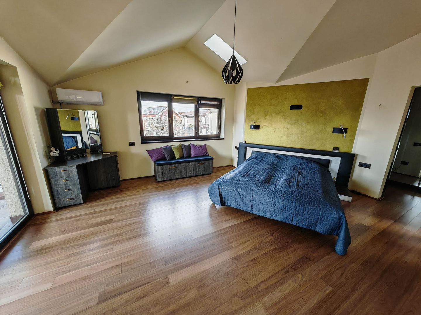 Vila S+P+M cu teren generos Dumbravita - Poză 13