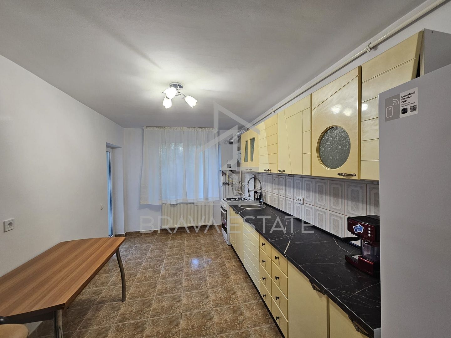 Apartament 3 camere, 100mp, 2 băi, 2 balcoane, 2 parcări, str Pădurii - Poză 18