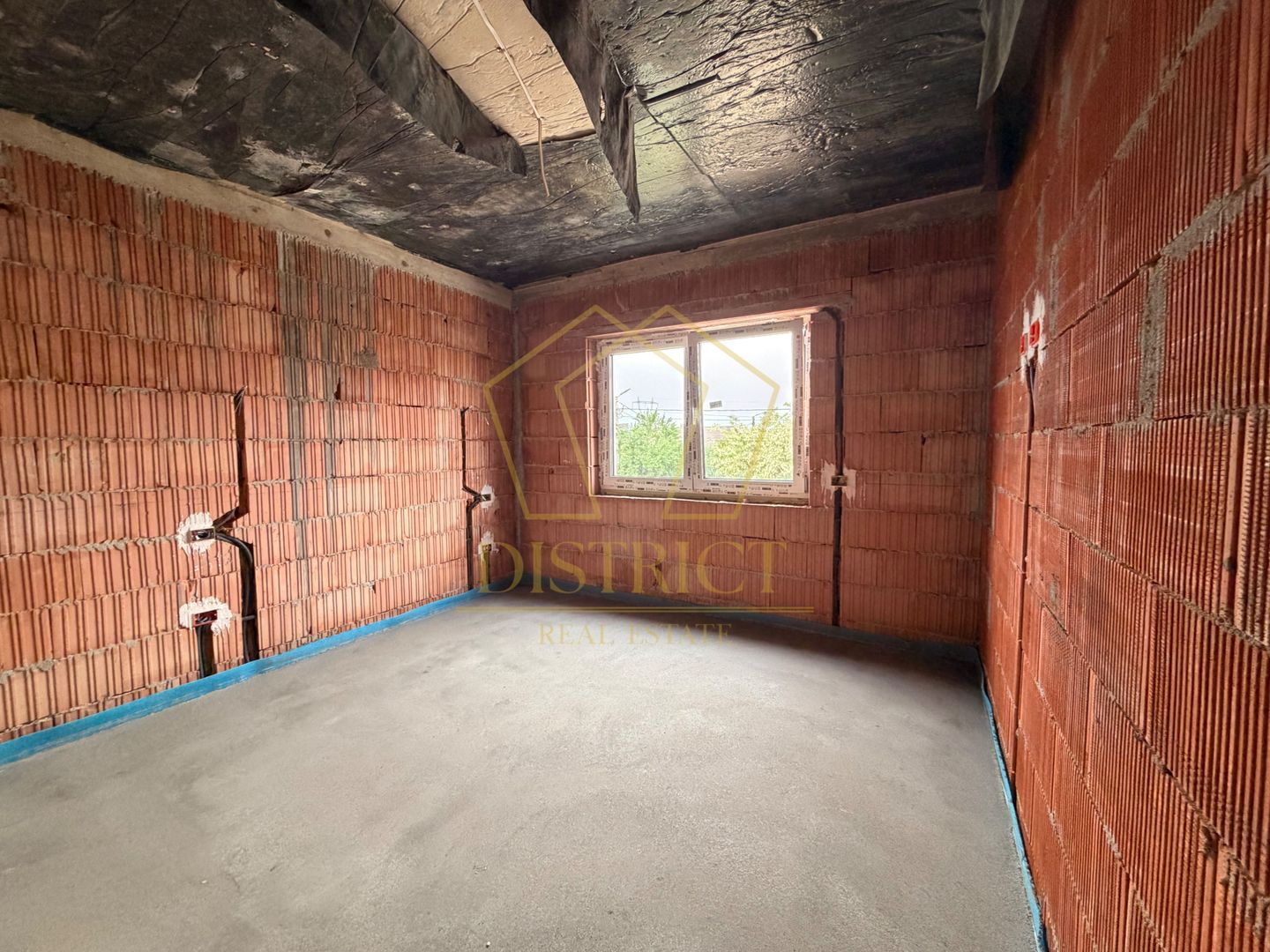 COM 0% Duplex cu 4 camere, despărțit prin camera tehnica | Mosnita Noua - Poză 12