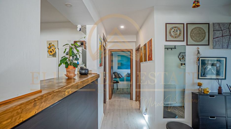 Viluta cocheta cu curte frumoasa in Mamaia Sat! - Poză 30