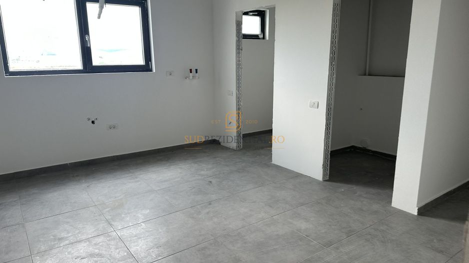Spațiu industrial 819 mp | Showroom | Birouri DN4 Sos. Oltenitei - Poză 8