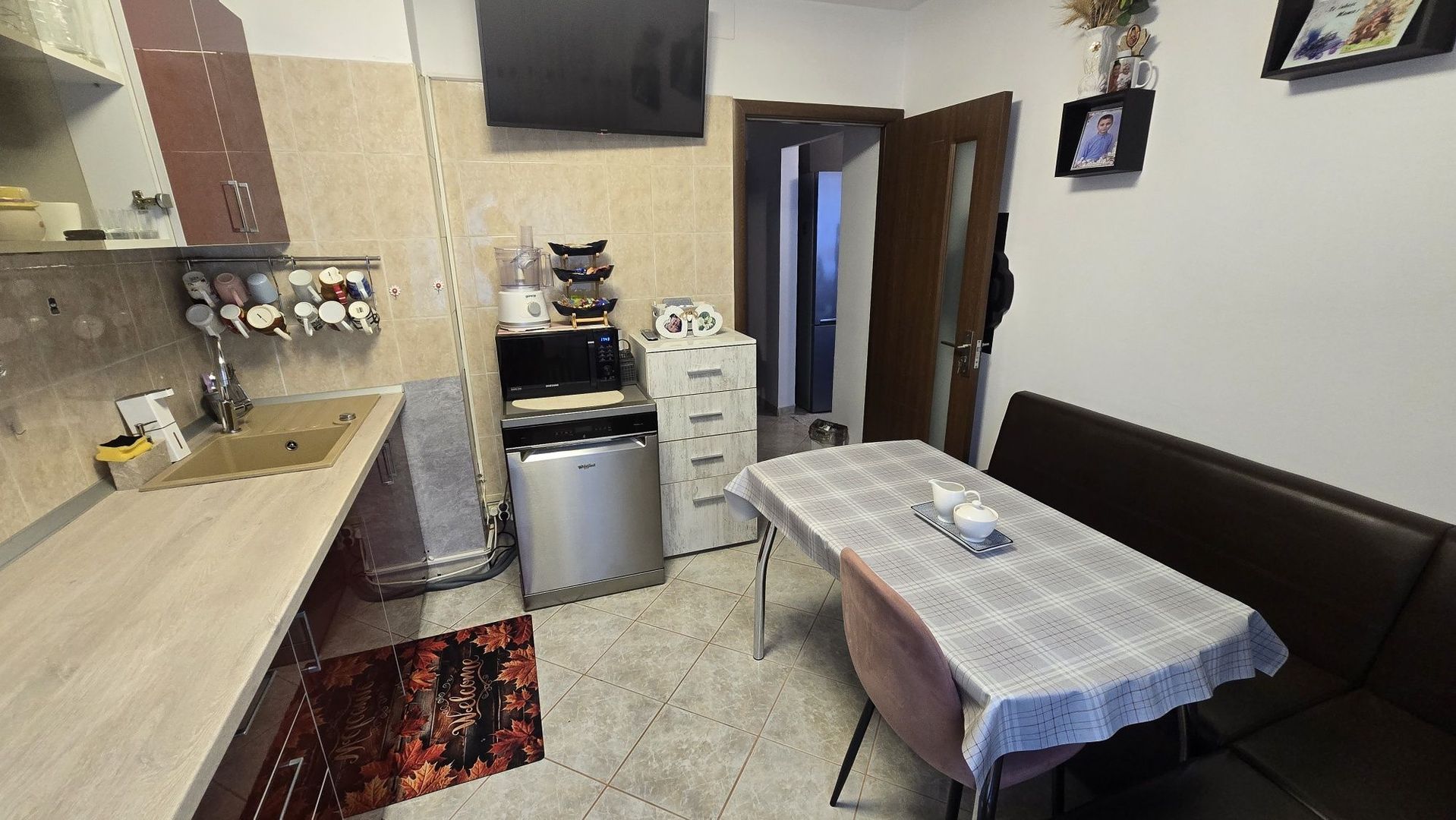 Vânzare Apartament 2 camere, etaj 1/4, renovat, parcare, boxă – Drumul Taberei - Poză 4