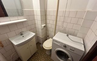 Apartament 3 camere, etaj 3 - zona Cetate - Poză 8