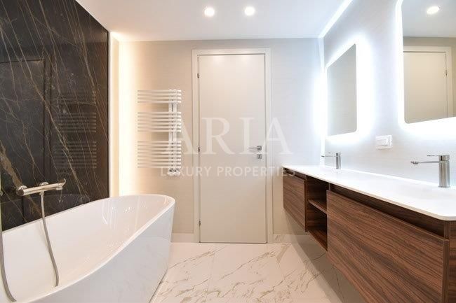 WASHINGTON RESIDENCE 4ROOMS GARDEN - Poză 7