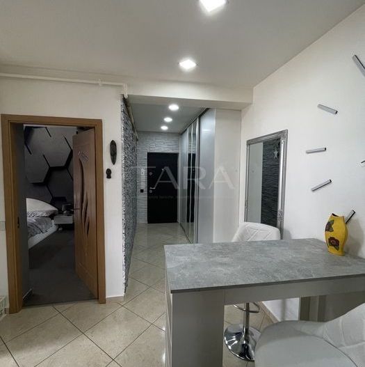Apartament cu 3 camere, balcon, zona Florilor – Florești. - Poză 2