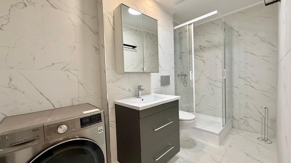 COSMOPOLIS - Apartament cu 3 camere si gradina, mobilat si utilat. - Poză 10