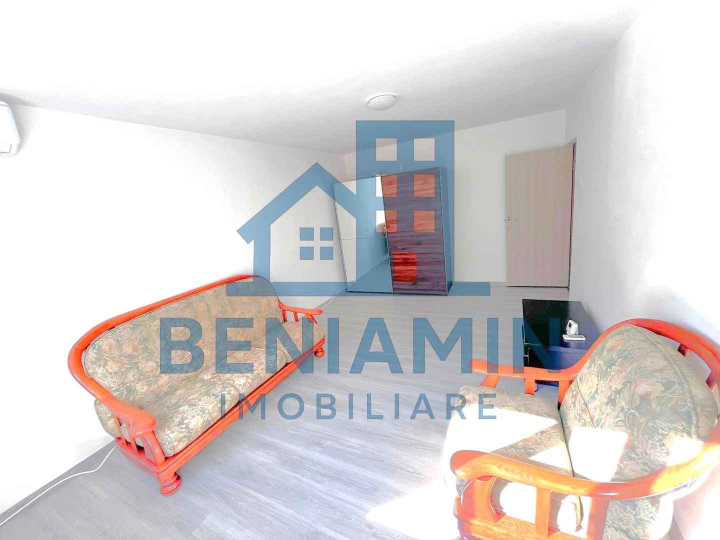 2 camere - etaj 1 - centrala termica - AC - Brazda -  Valentino - Poză 2