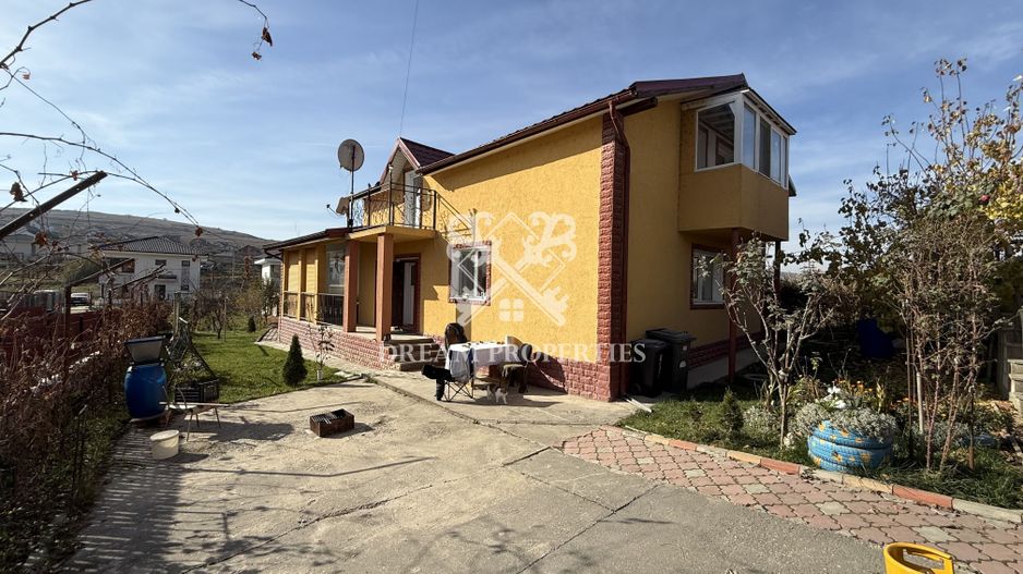 Casa individuală de vanzare, teren 1000 mp, zona Campenesti - Poză 1
