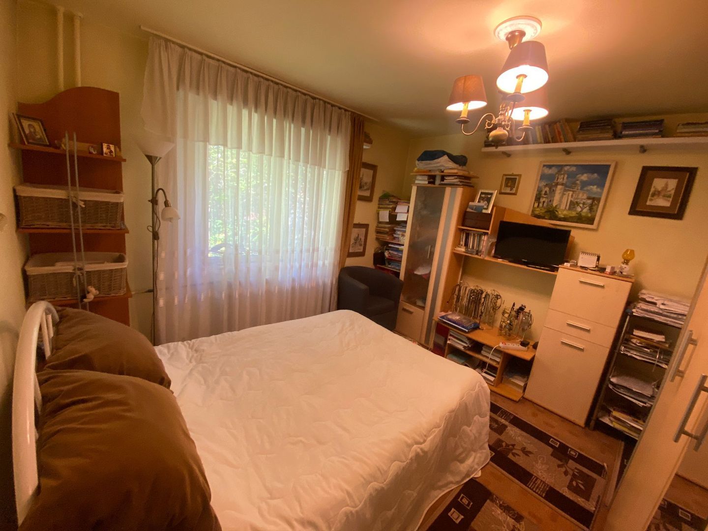 Girocului | 3 Camere | Decomandat | Boxa-spatiu depozitare | Izolat interior - Poză 9