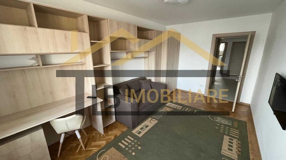 Apartament de 4 camere, 104mp, decomandat, Zona Piata Teatrului - Poză 3