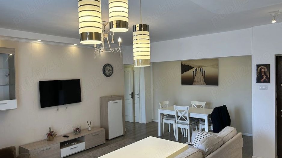 Apartament superb 2 camere, Bălcescu, mobilat complet, balcon, fara risc seismic - Poză 4