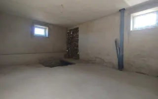 CASĂ CU 2 NIVELE – 136 m² | 4 DORMITOARE | 7 ARI ANENII NOI - Poză 11
