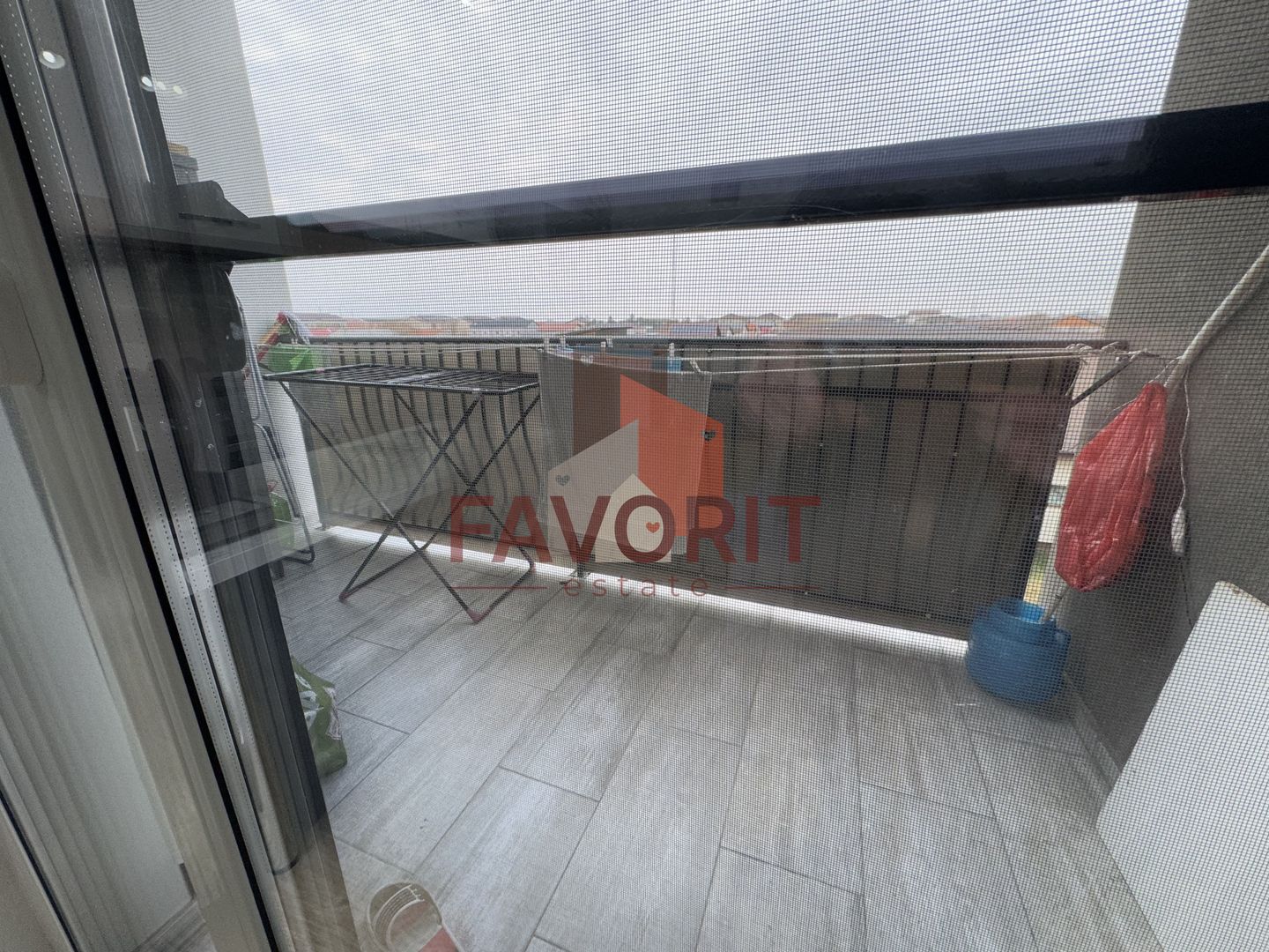 Etaj intermediar. Mobilat si utilat. Loc de parcare - Poză 10