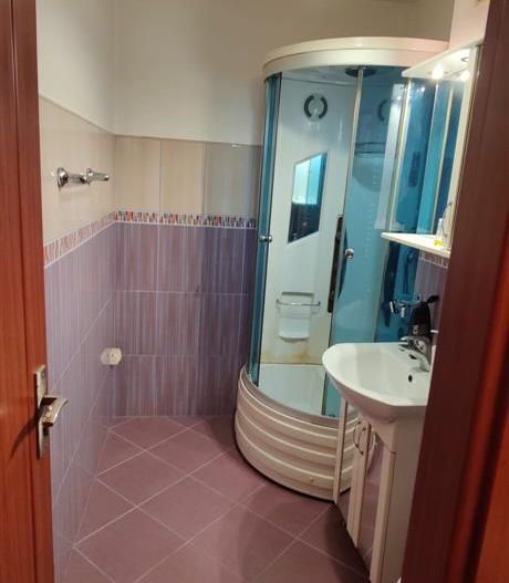 2 camere confort 1 zona Dambovita parter inalt mobilat si utilat - Poză 8