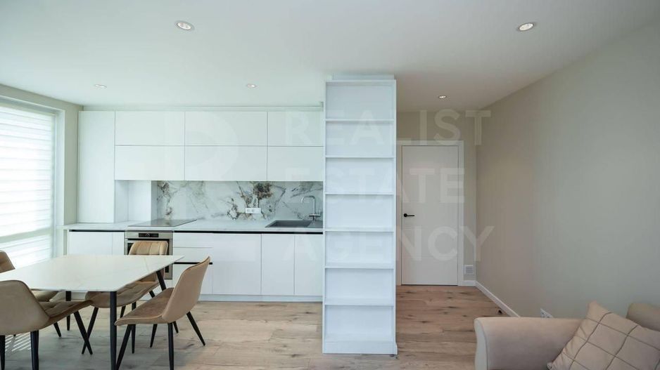 Chirie, apartament, 2 camere, strada Calea Iesilor, Sculeni - Poză 1