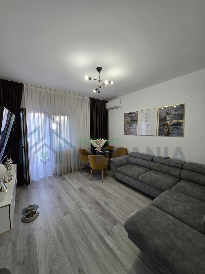 Apartament cu 3 camere (curte) MUTARE IMEDIATA - Poză 1