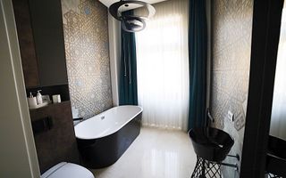 Apartament 3 camere de lux  Centru Istoric, 130mp, 2000Euro - Poză 19