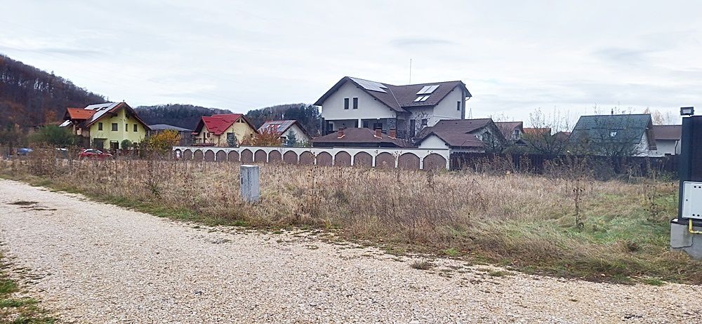 Bunloc, teren superb de 808mp cu priveliste si utilitati, 135000 euro - Poză 7