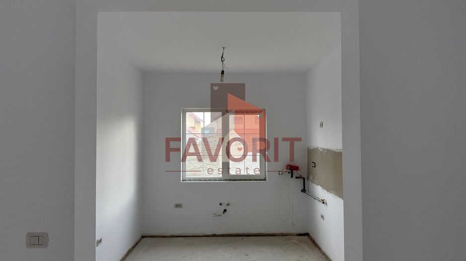 Duplex in Sanandrei | Toate utilitatile | 2 bai | Poarta acces auto | - Poză 10