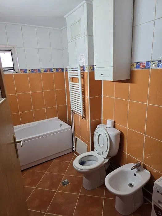 Aapratemt 3 camere decomandat- et.2- 400euro-Dacia - Poză 6