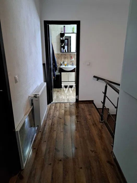 Casă de vânzare în Zăvoi – confort, spațiu și intimitate - Poză 4